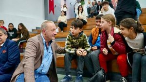 Didim Belediye Başkanı Atabay, öğrencilerin sorularını yanıtladı