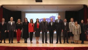 Dokuz Eylül Üniversitesi'nde öğretmenler günü töreni düzenlendi