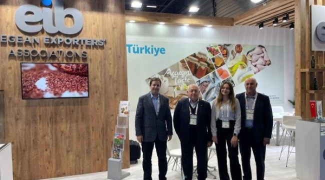 Egeli ihracatçılar Türk tarımını Helal Expo'da 39 ülkeye tanıttı