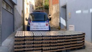 Evinde 210 kilo sahte olduğu belirtilen balla yakalandı