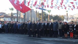 Gazi Mustafa Kemal Atatürk, ölümünün 84'üncü yılında Kuşadası'nda anıldı