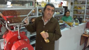 Görme engelli çiftten 'engelsiz' dükkan