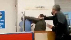 İzmir'de hastane görevlilerine saldırı anı