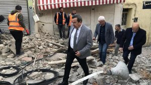 İşte camideki depremin hasarı