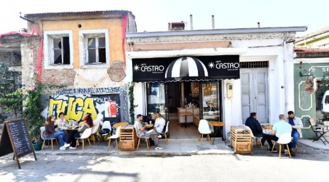 İzmir Meslek Fabrikası'nda baristalık kursu açıp kafe açtılar