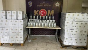 İzmir'de sahte içki baskını