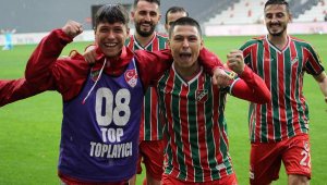 Karşıyaka'da genç Mustafa büyük mutluluk yaşadı