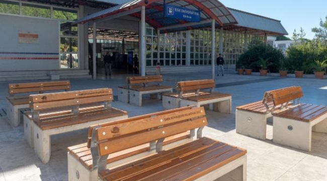 Kent Mobilyaları Fabrikası üretimiyle belediyeye katkı sağladı