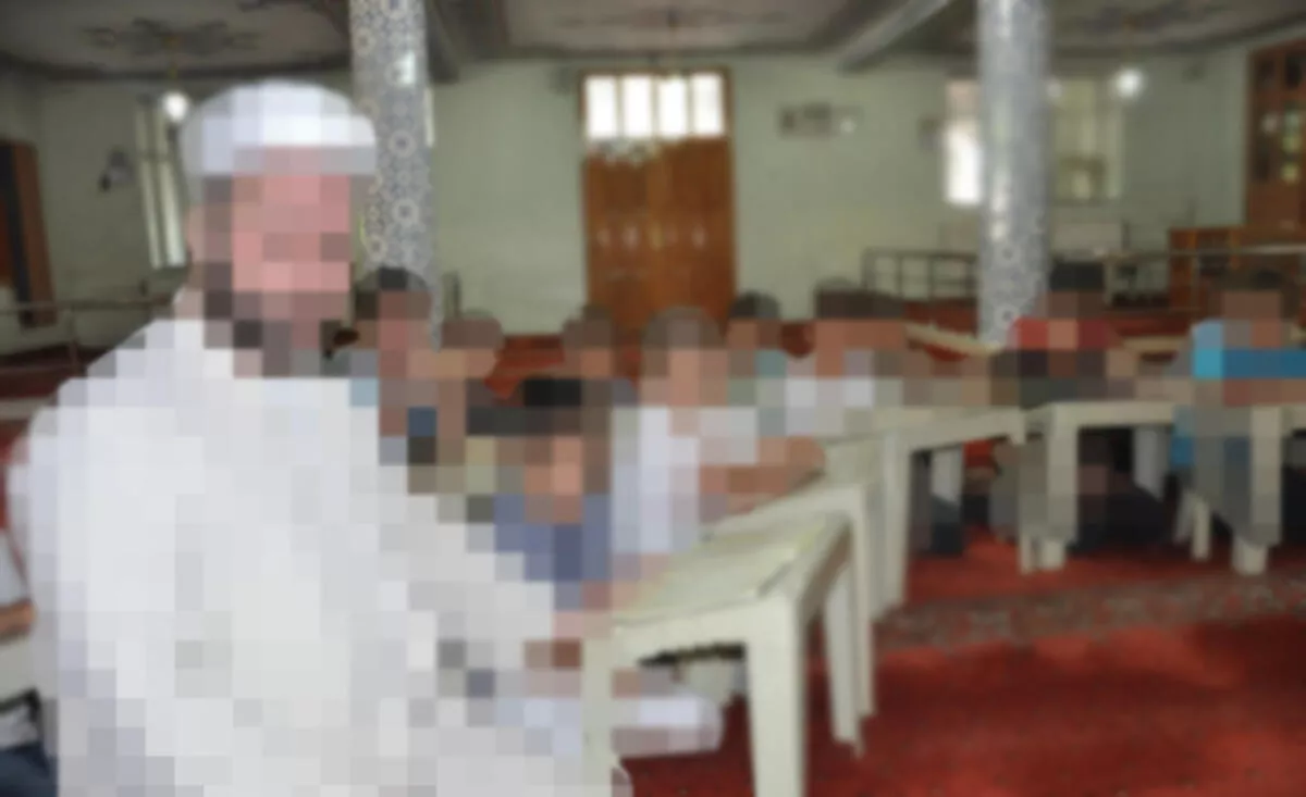 Kuran kursu aşçısı iki çocuğu taciz etti