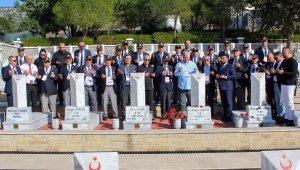 Menemenli gazilerden Kıbrıs ziyareti