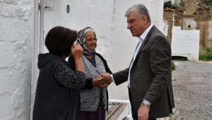 Narlıdere'de WhatsApp İletişim Hattı ile sorunlara hızlı çözüm