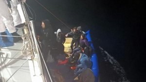 Ölüme bırakıldılar, Kuşadası açıklarında kurtarıldılar