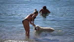 Sabah yağmur-sel, öğleden sonra deniz keyfi