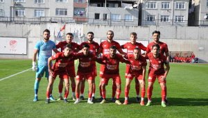 Somaspor yarışı bırakmıyor