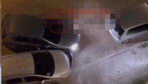 Alkollü sürücü, park halindeki 4 otomobile çarptı