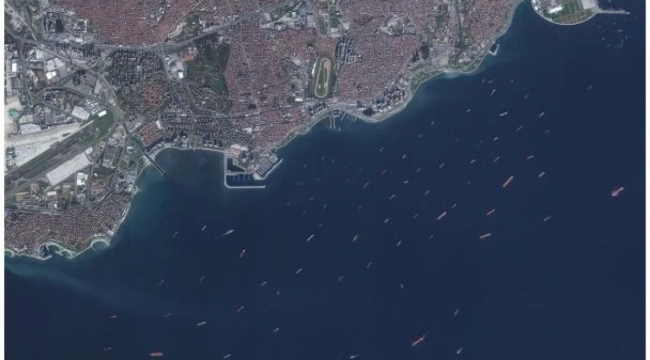Avrupalılar boğazda sıra bekleyen tankerler için Türkiye'yi suçluyor