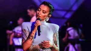 Aydın'da kutlamalar Melike Şahin ile başladı