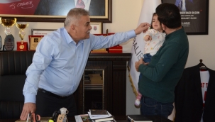 Başkandan minik Azra için çağrı!