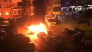 Bayraklı'da korkulu anlar! Otomobil alev aldı