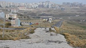 Buradaki evleri acil tahliye edin yoksa..