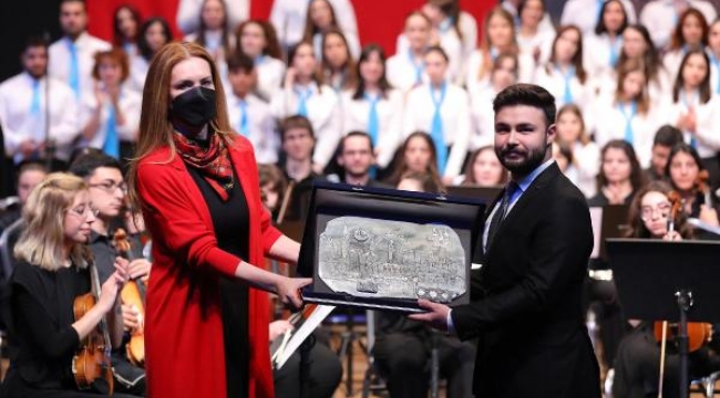 Dokuz Eylül Üniversitesi'nde besteler İzmir'in 100. yılı için yarıştı