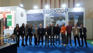 Emlak Fuarı'nda Ege-Koop standına ilgi, Başkan Soyer'den övgü