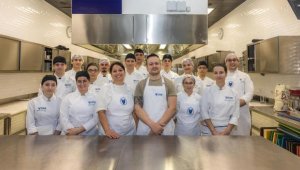 Gastronomi öğrencileri İtalyan pizzasının inceliklerini öğrendi