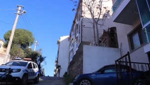İzmir'de esrarengiz apartman!