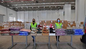 İzmir'de 600 okulda 25 bin öğrenciye bot ve mont dağıtılacak