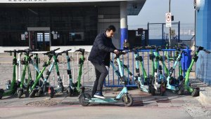 İzmir'de alkollü skuter kullanan bin 81 kişiye ceza