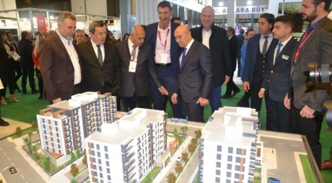 'Emlakçılık, İnşaat ve Kentsel Dönüşüm Fuarı' İzmir'de açıldı