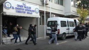 İzmir'de 'Silindir Operasyonu'nda gözaltına alınan şüpheliler adliyede