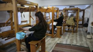 Ödemiş'in yastıklar ABD'de 192 dolara satılıyor