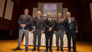 'İzmir'in Yüz Yılı Sempozyumu İktisat Kongresi'ne ışık tutacak'