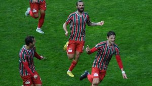 Karşıyaka lidere karşı kritik sınavda