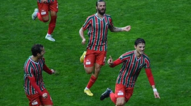 Karşıyaka lidere karşı kritik sınavda