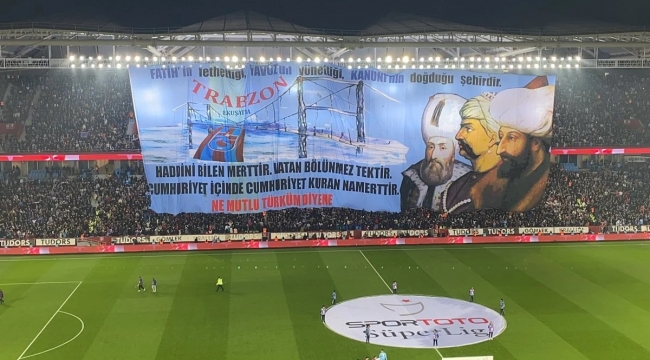 Maçta açılan pankartta Atatürk niye yok?