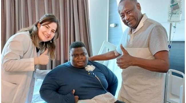 Nijerli süper obez, midesini Türkiye'de bıraktı