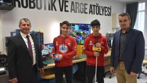 Öğrencilerden görme engelli bireyler için 'otobüs-durak' projesi