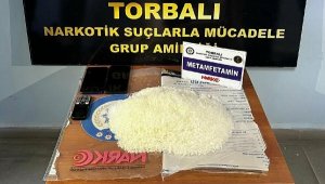 Otomobilinde 1,5 kilo metamfetamin ile yakalanan şüpheli tutuklandı