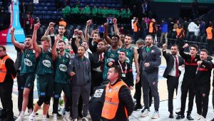 Pınar Karşıyaka 4'te 4 için sahada