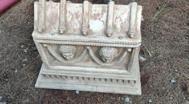 Roma dönemi lahidini 5 milyon liraya satacaktı