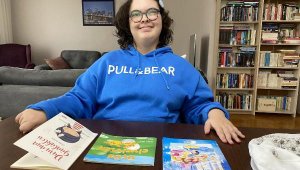 Serebral palsi hastası Duru, kitap yazarak hayata tutundu