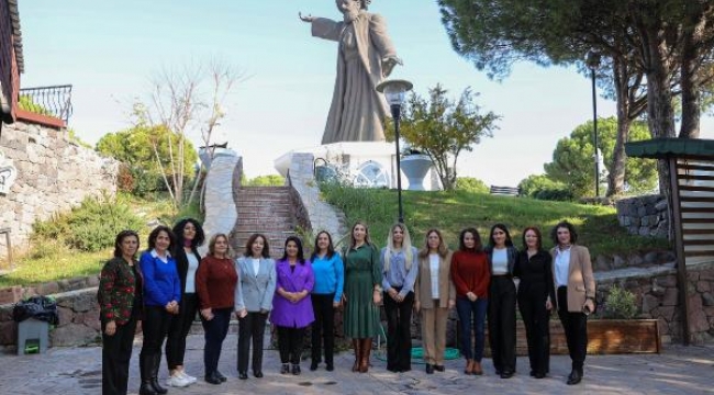 Türk kadınına seçme ve seçilme hakkı tanınmasının yıldönümü Buca'da kutlandı