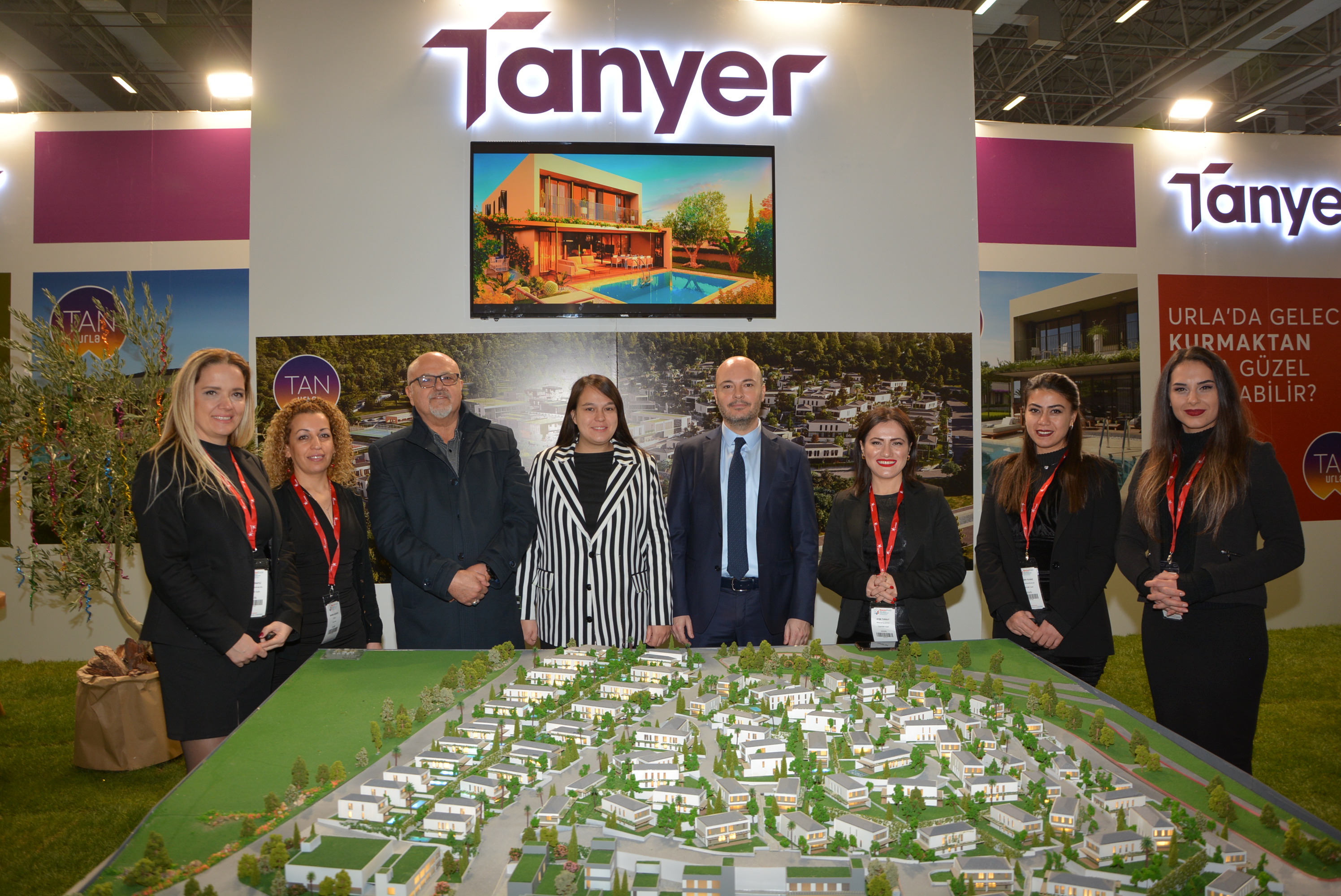 Urla'da modern bir köy doğuyor! TanUrla fuarda tanıtıldı 
