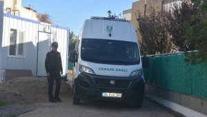 Uyuyan arkadaşını 20 bıçak darbesiyle öldürdü