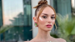 "Ailem evlenmemi istemiyor, birlikte yaşayın diyor!"