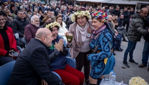 "Baharın da siyasetin de yalancısına inanmayın"