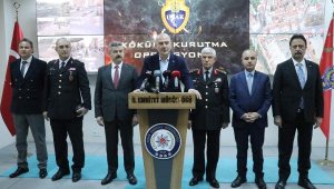 Bakan Soylu, Uşak'ta 'Kökünü Kurutma Operasyonu'nu yönetti: 120 gözaltı