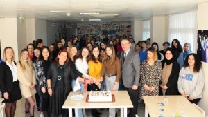 Balçova Belediye Başkanı Çalkaya'dan yurt öğrencilerine ziyaret